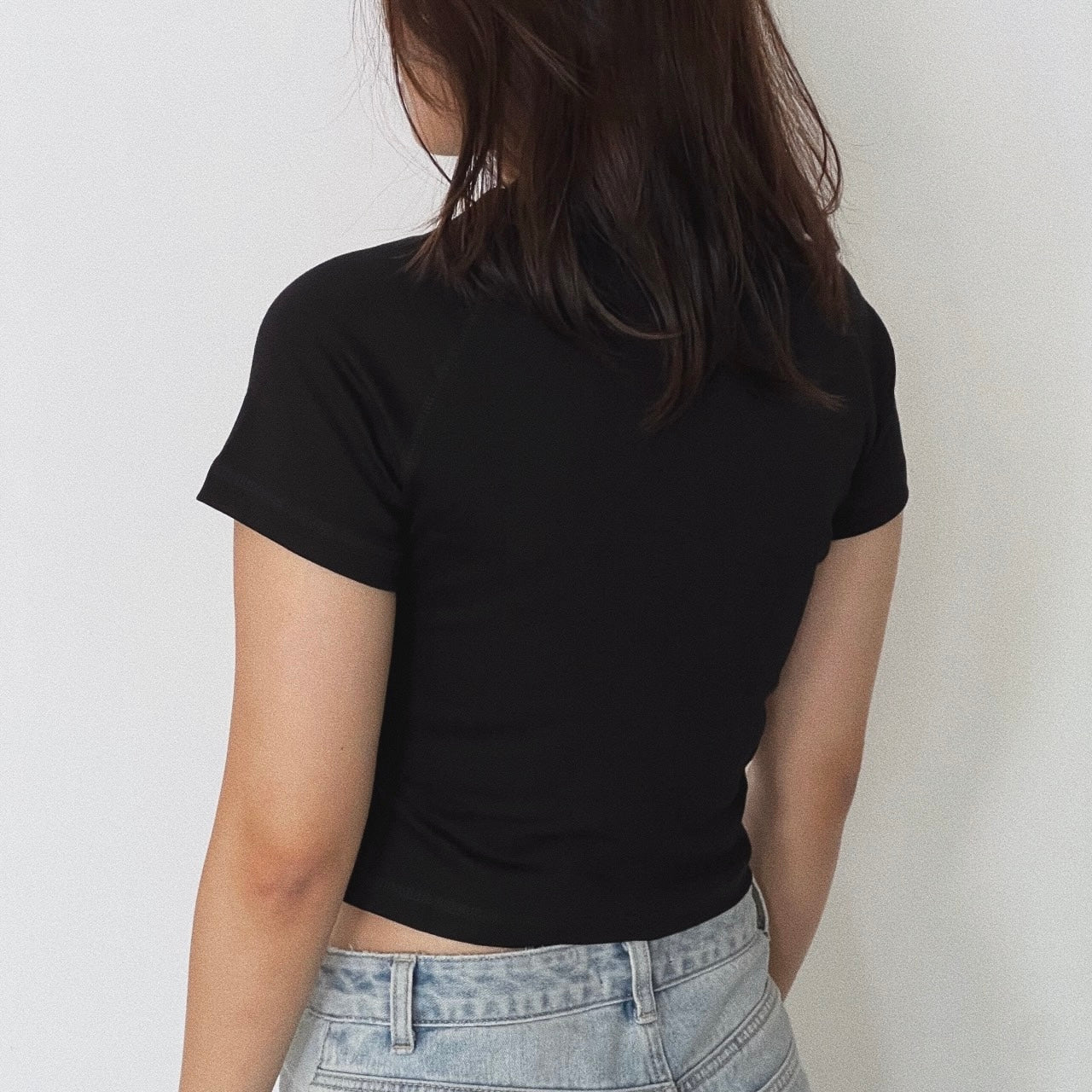 05-AM Jet Black Raglan Baby Tee
