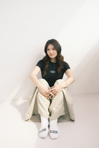 Zerofive Fitted Baby Tee in Jet Black