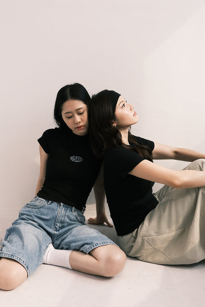 Zerofive Fitted Baby Tee in Jet Black