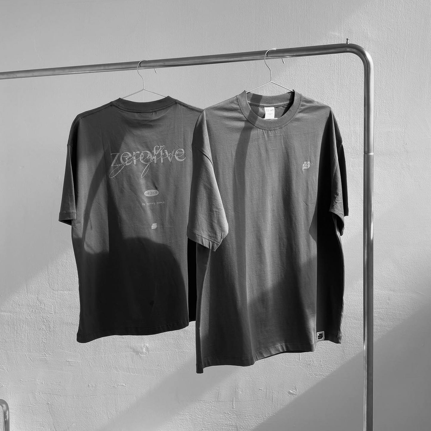 05-AM Script Collection Dark Gray Oversized T-Shirt